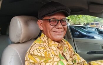 Agus Marzuki, Ketua Dewan Pendidikan Purwakarta, menekankan pentingnya pendidikan secara holistik yang didasari oleh pendidikan akhlak.