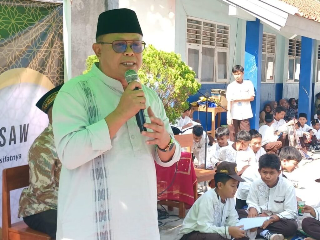 SMPN 1 Malangbong Gelar Maulid Nabi, Ajak Siswa Teladani Akhlak Nabi Muhammad SAW