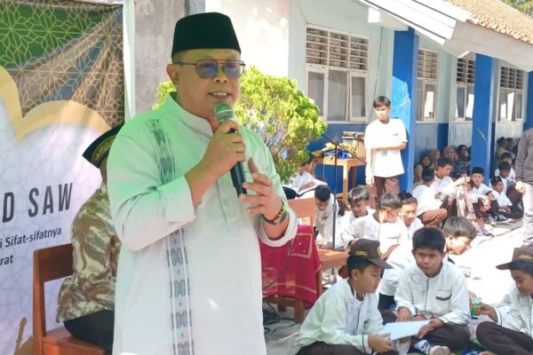 SMPN 1 Malangbong Gelar Maulid Nabi, Ajak Siswa Teladani Akhlak Nabi Muhammad SAW