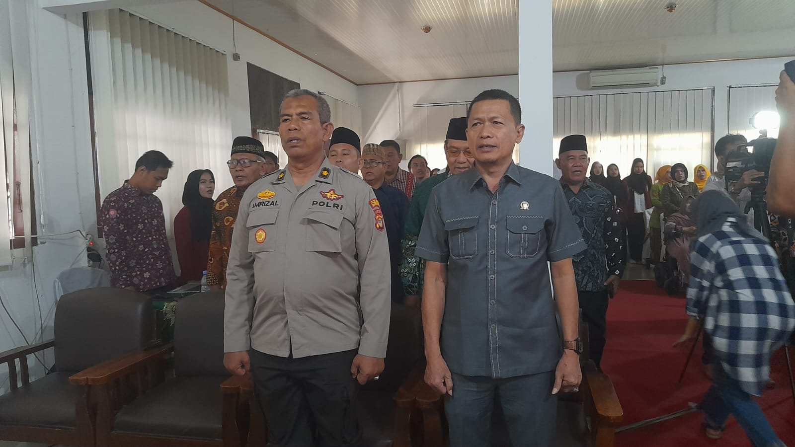 Anggota DPRD Lampung Selatan, menghadiri pelantikan Susilawati, S.Sos., M.I.P., sebagai Rektor Universitas Muhammadiyah Kalianda dan Muhtadli