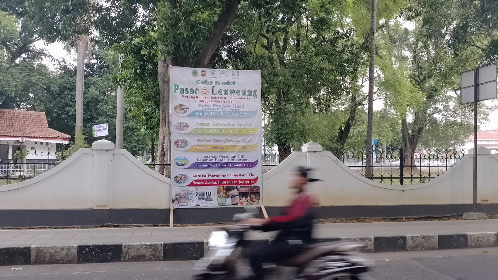 Petani Jual Produk Langsung Olahan Pangan organik, kerajinan tangan dari bahan alam, hingga hasil bumi berkelanjutan dari Kawasan Hutan.