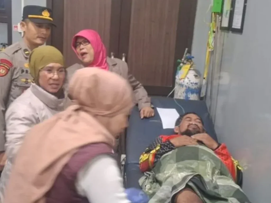 Tujuh Pendaki Gunung Godog Garut Ditemukan Selamat Setelah Tersesat