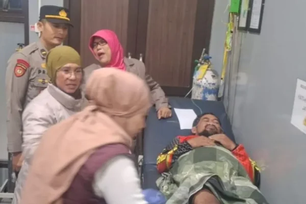 Tujuh Pendaki Gunung Godog Garut Ditemukan Selamat Setelah Tersesat