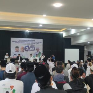 Ahmad Syahiku-Ilham Habibie, mendapat dukungan dari mantan Wakil Gubernur Jawa Barat, H. Uu Ruzhanul Ulum.