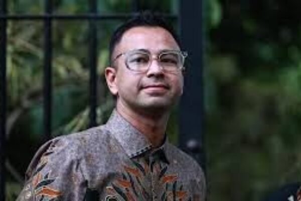 Prabowo Panggil Lebih dari 100 Tokoh untuk Isi Kabinet, Raffi Ahmad Termasuk di Antara Mereka