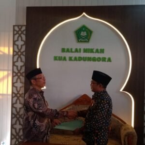 Kantor Urusan Agama (KUA) Kecamatan Kadungora, Kabupaten Garut, menggelar acara serah terima jabatan (sertijab) dan pisah sambut pada Jumat (25/10/2024)