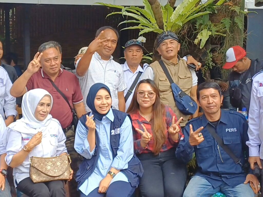 Putri Karlina Menjadi Trending Topik di Pilkada Garut, Siapakah Dia?