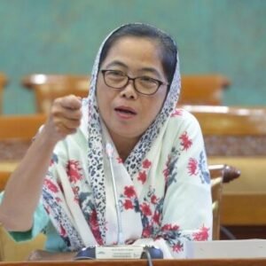 Wakil Ketua Komisi X DPR RI, Esti Wijayati Soroti Perlindungan Guru Honorer Supriyani di Konawe Selatan, Desak Bantuan Hukum Pemerintah.