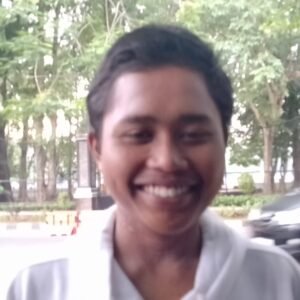 Kisah Miris Dunia Pendidikan: Siswa SMPN Tinggal di Masjid