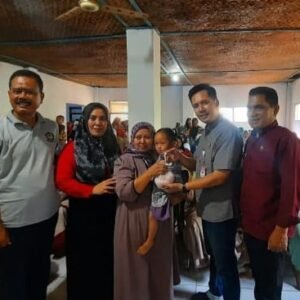 Kecamatan Cipeundeuy Salurkan Bantuan Telur untuk Cegah Stunting, Telur ayam dipilih karena mengandung protein tinggi.