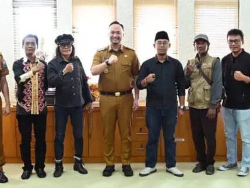 Dewan Kesenian Lampung Gelar FGD di Desa Palembapang untuk Lestarikan Sastra dan Warna Lokal