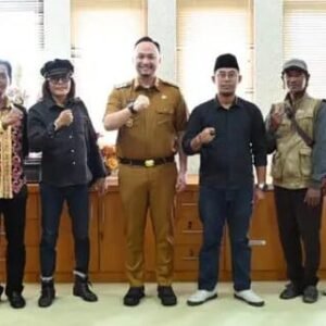 Dewan Kesenian Lampung Gelar FGD di Desa Palembapang, Kecamatan Kalianda, sebagai upaya melestarikan sastra dan warna lokal.
