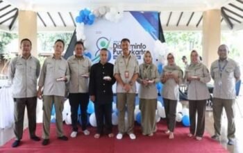 Diskominfo Kabupaten Purwakarta rayakan hari jadinya yang ke-8 dengan acara sederhana namun penuh khidmat di Rumah Makan Kampung Empang.