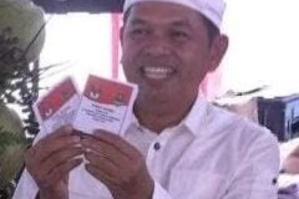 Kang Dedi Mulyadi Gunakan Hak Pilih di Purwakarta, Optimistis Menang Telak di Pilgub Jabar