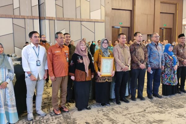 Atas Kinerja Terbaik dalam Penanganan Stunting Garut Raih Dua Penghargaan di Tingkat Provinsi Jawa Barat