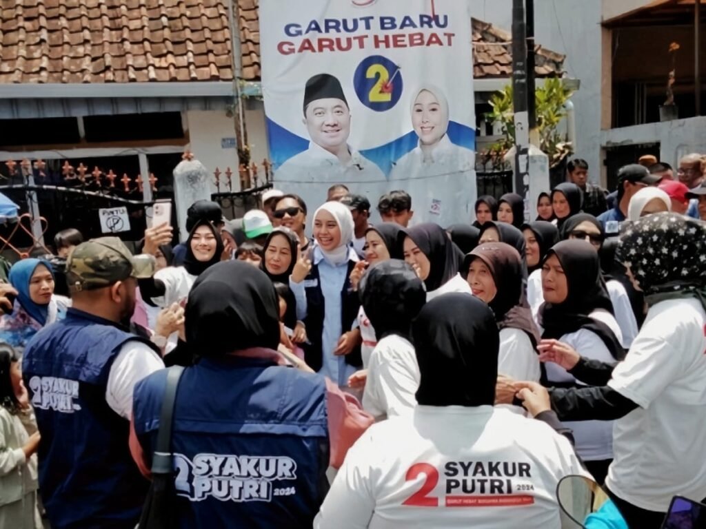 Putri Karlina Berapi-api di Kampanye Akbar, Janjikan Perubahan Nyata untuk Garut