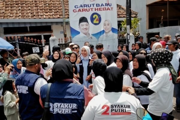Putri Karlina Berapi-api di Kampanye Akbar, Janjikan Perubahan Nyata untuk Garut