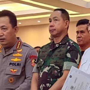 Kapolri Perintahkan Usut Tuntas Kasus Polisi tembak polisi yang dilakukan oleh oknum perwira polisi terhadap rekan di Polres Solok Selatan.