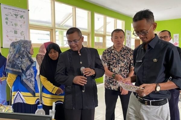 SMPN 2 Malangbong Sukses Gelar Karya P5 Bertema Pengelolaan Sampah dan PKRS, Bentuk Generasi Peduli Lingkungan dan Sehat
