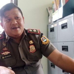 Polemik Tumpukan Sampah di Cigangsa Memanas