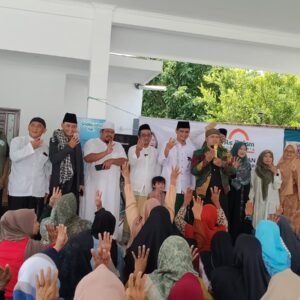 Pasangan Calon Bupati dan Wakil Bupati Purwakarta Nomor Urut 04, Zaenal Arifin dan Sona Maulida, Gelar Sholawat dan Silaturahmi dengan Warga