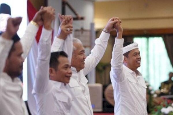Pasangan Saepul Bahri-Abang Ijo Unggul dalam Hitung Cepat Pilkada Purwakarta 2024, Om Zein Ucapkan Terima Kasih dan Siap Bekerja untuk Purwakarta