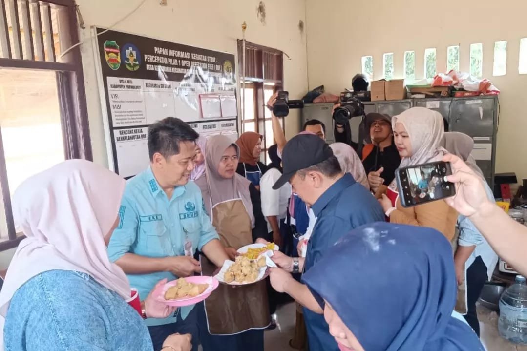 DKUPP Purwakarta Tingkatkan Skill UMKM Lewat Pelatihan Pengolahan Ikan di Jatiluhur. Pelatihan yang difasilitasi oleh DBHCHT.