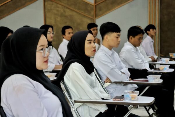 Disnakertrans Purwakarta Tingkatkan Keterampilan CPMI Lewat Pelatihan Berbasis DBHCHT