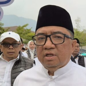 Pasangan Santri Unggul Telak dalam Hitung Cepat Pilkada Garut 2024, Syakur Amin Ucapkan Terima Kasih dan Siap Wujudkan Garut Hebat