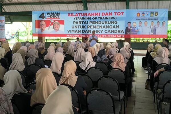 Viman Alfarizi Ramadhan Sosialisasikan Visi Misi dan Program Kesehatan Kepada Kader Posyandu Kota Tasikmalaya