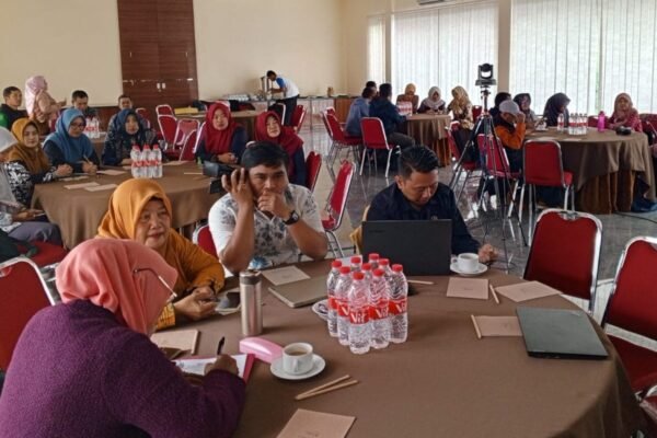68 Sekolah Mengikuti Bimtek Sekolah Adiwiyata 2025 yang Digelar Dinas Lingkungan Hidup Garut
