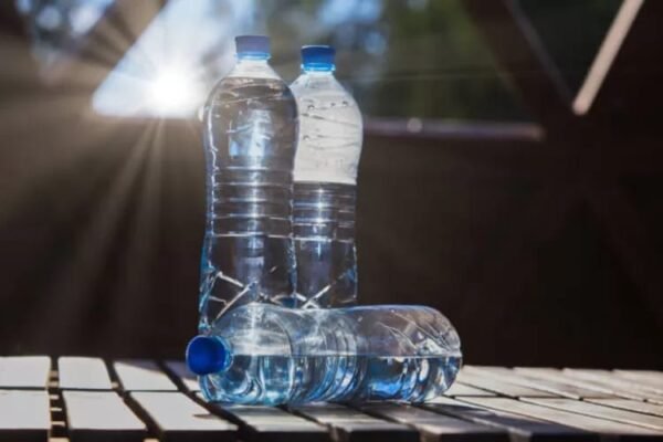 Pakar Teknologi Plastik Pastikan Paparan Sinar Matahari Tak Picu Migrasi BPA dari Botol Plastik ke Air