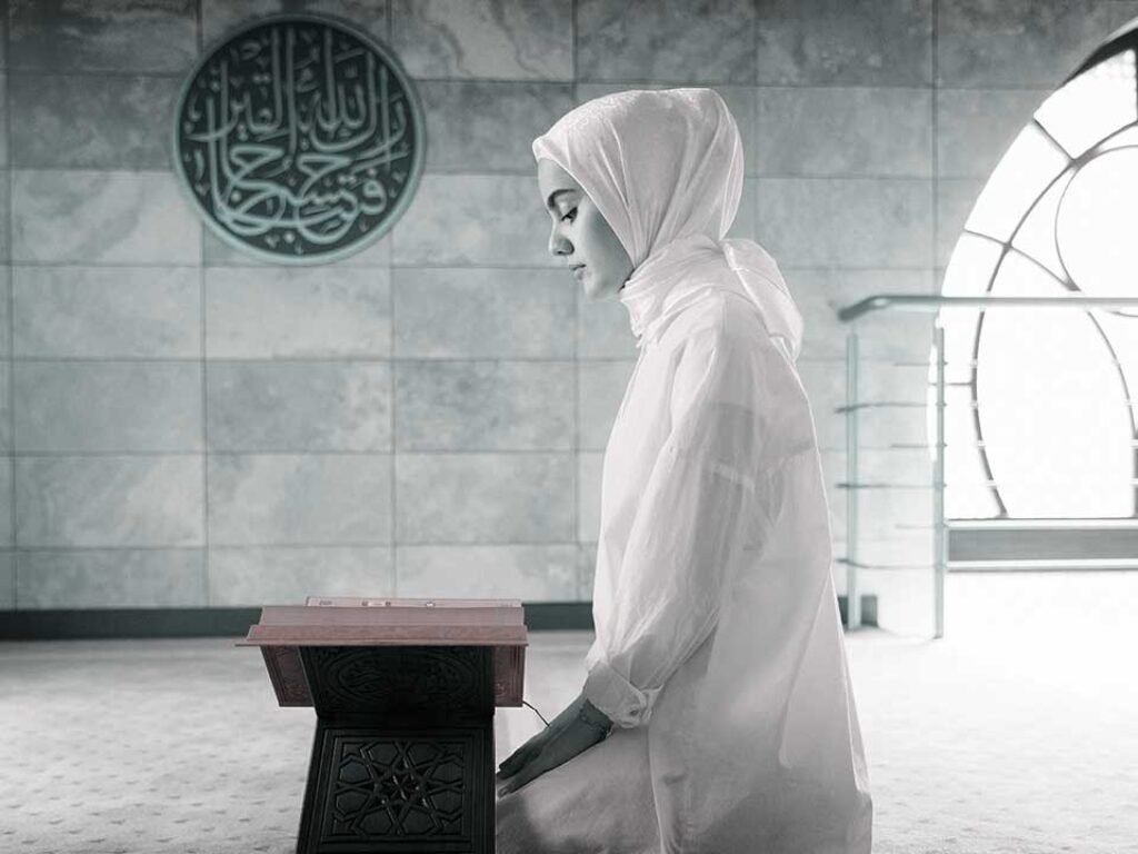 Bulan Rajab, Ketika Langit Ditulis dengan Kebahagiaan dan Doa Dipanjatkan