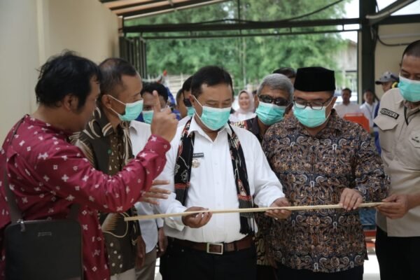 Garut Bamboo Festival 2024 Dibuka, Pj. Bupati Resmikan SILABU untuk Tingkatkan Nilai Jual Produk Bambu