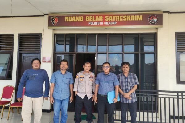 Keluarga Guru yang Tewas di Cilacap Desak DPR RI Usut Penyelidikan Kasus, Duga Kejanggalan dalam Penanganan
