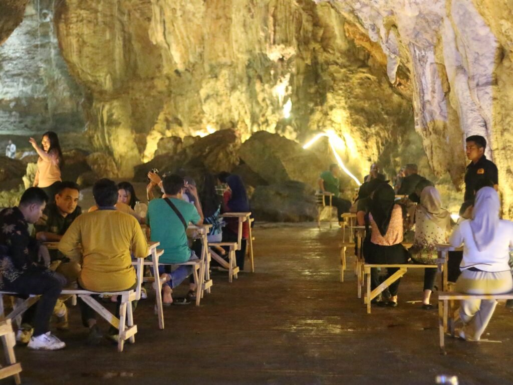 Gua Terawang Ecopark Blora: Pesona Alam dan Spot Foto Menarik di Libur Tahun Baru