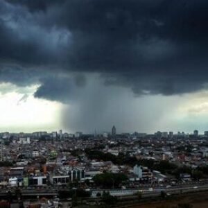 Anggota DPRD Garut Desak Pemkab Manfaatkan BTT (Belanja Tak Terduga) untuk Tangani Bencana Hidrometeorologi.