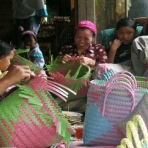 Kemenko PMK) RI menyatakan bahwa pemberdayaan perempuan menjadi kunci penting dalam membangun desa di Indonesia.