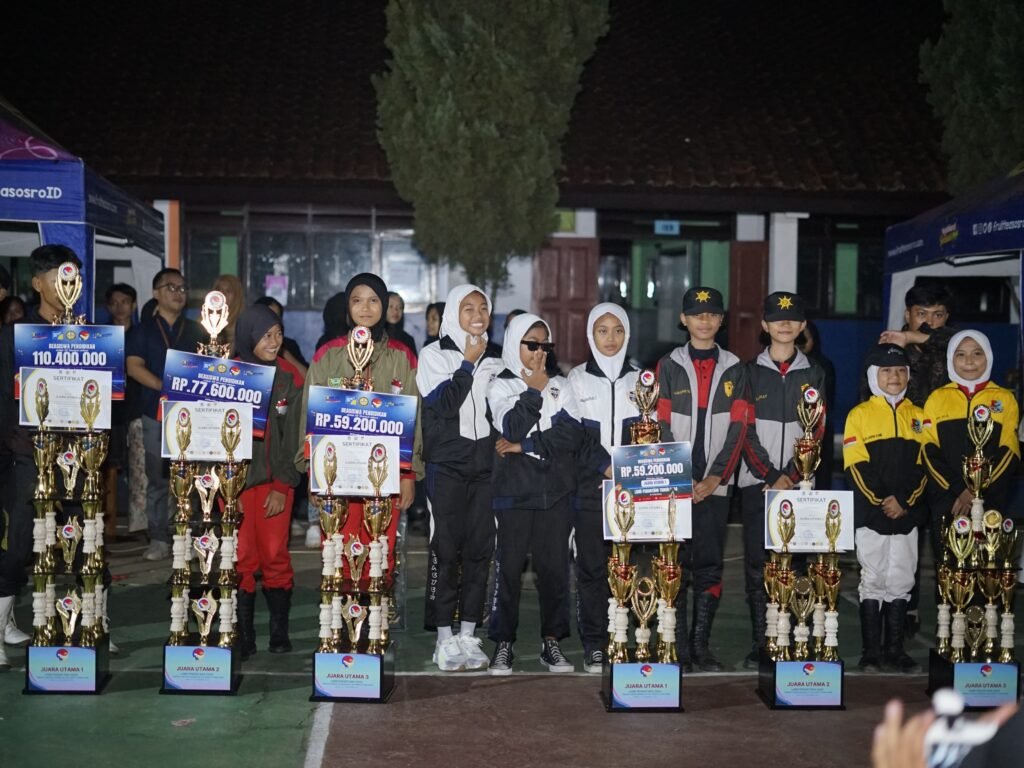 LKBB Perantara Open 2024: Peserta Lomba Ketangkasan Baris Berbaris se Garut Utara di Cibiuk-Garut Unjuk Gigi Dengan Atraksi Memukau