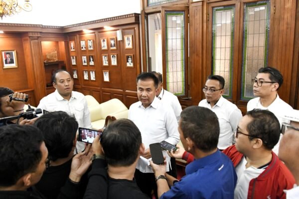 Bey Machmudin Umumkan UMSK 2025, Sebagian Usulan Tak Disetujui