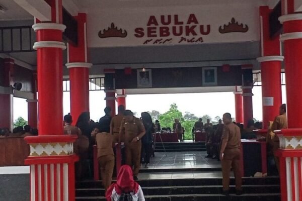 PLH Sekda Lampung Selatan Keseleo Lidah, Menuai Sorak Tawa di Acara Silaturahmi Kades dan Camat