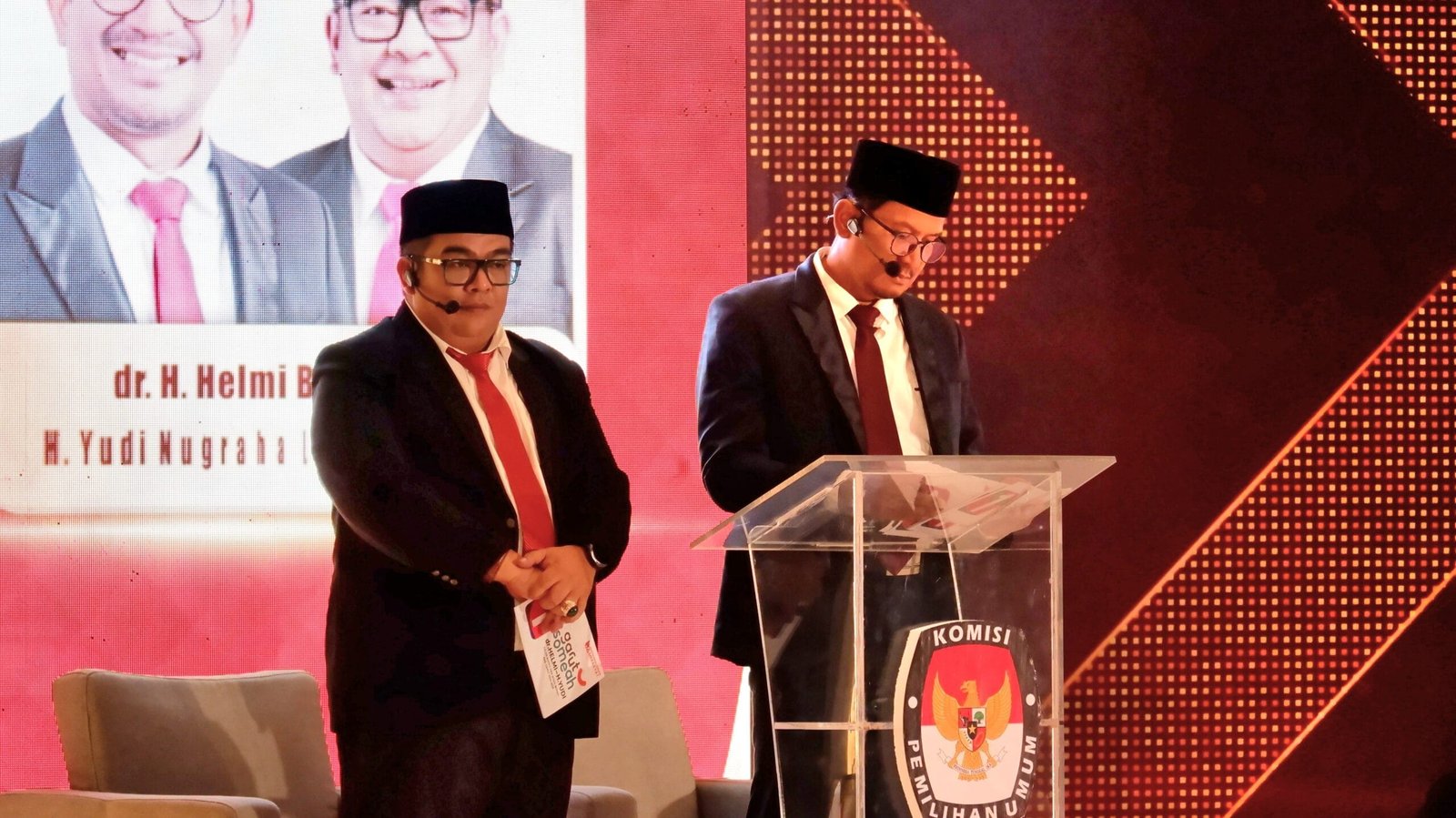 Paslon Nomor Urut 01, dr. H. Helmi Budiman dan Yudi Nugraha Lasminingrat. (ft: asep ahmad)