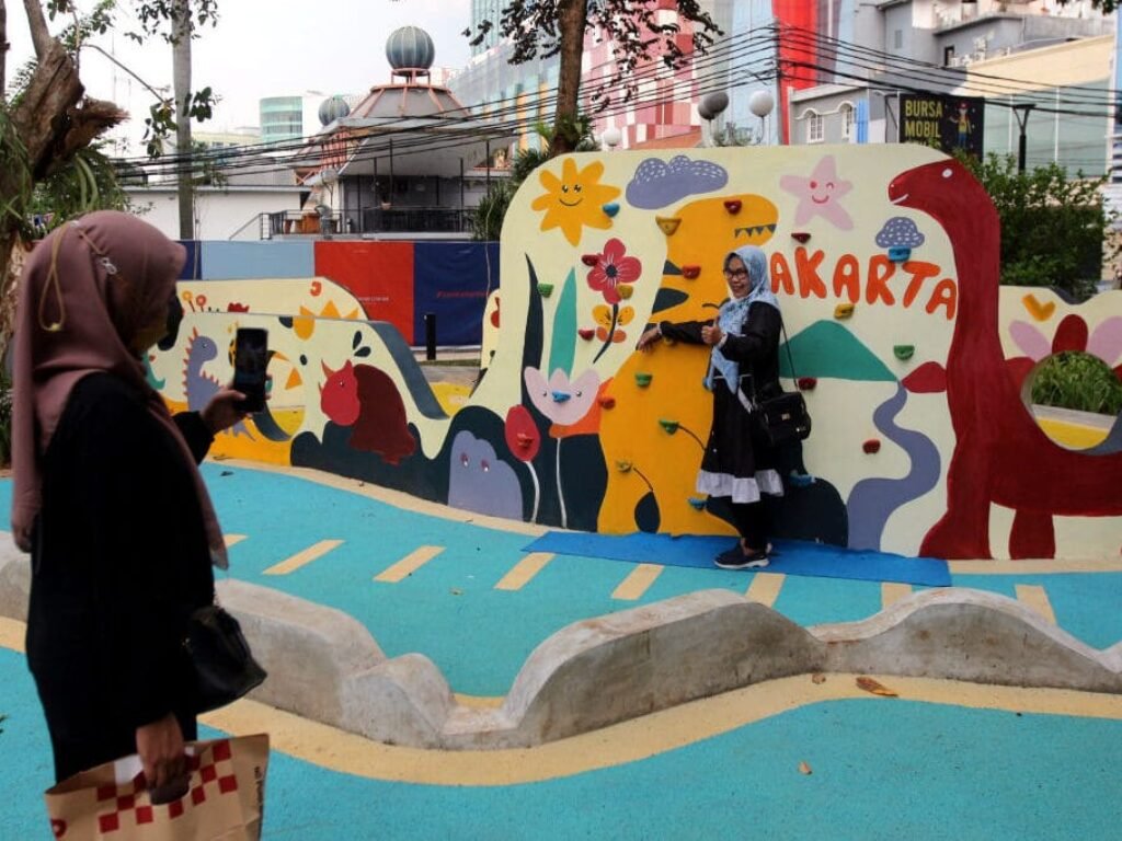 Viral di Medsos, Oknum Ormas Pemuda Pancasila Diduga Lakukan Pungli di Taman Literasi Blok M