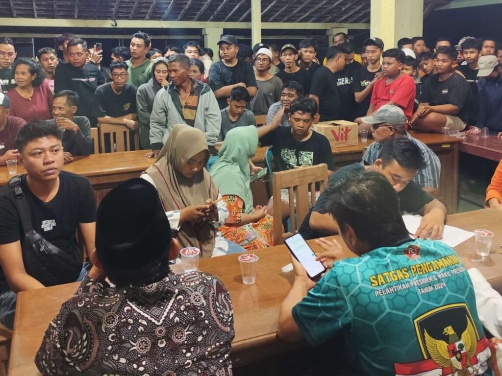 Warga Gerebek Seorang Kades di Rumah Janda, Diduga Kumpul Kebo