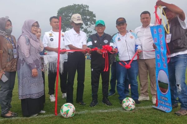 Lapang Sepak Bola Cakrawati Diresmikan, Harapan Lahirkan Atlet Muda Malangbong Berbakat