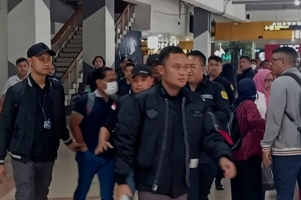 Mantan Ketua PN Surabaya Ditangkap Terkait Kasus Suap Vonis Bebas Ronald Tannur