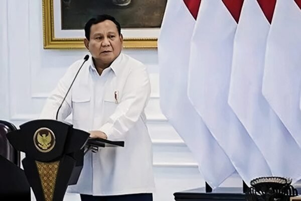 Prabowo Prioritaskan Rakyat dan Jaga Stabilitas di Tengah Konflik Global di 100 Hari Kerjanya
