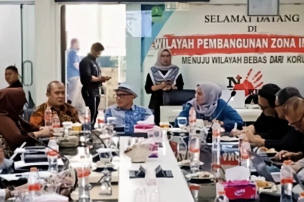 DPRD Jabar Soroti Kerumitan Perizinan dan Alih Fungsi Lahan dalam Rapat Bahas Ranperda Investasi