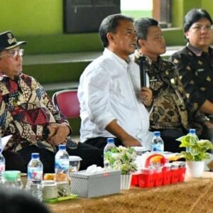 Jawa Barat Siap Jadi Tuan Rumah Hari Desa 2025 Tingkat Nasional, Pemda Provinsi Jawa Barat dan seluruh pihak terkait akan mempersiapkan diri.
