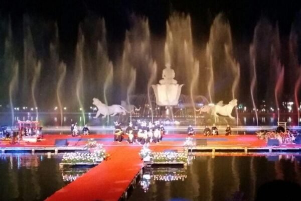 Air Mancur Sri Baduga di Purwakarta: Hiburan Menakjubkan, Keamanan Perlu Diperhatikan